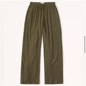 EUC Abercrombie Women's Crinkle Textured Pull-On Wide Leg Pant, Green, XS